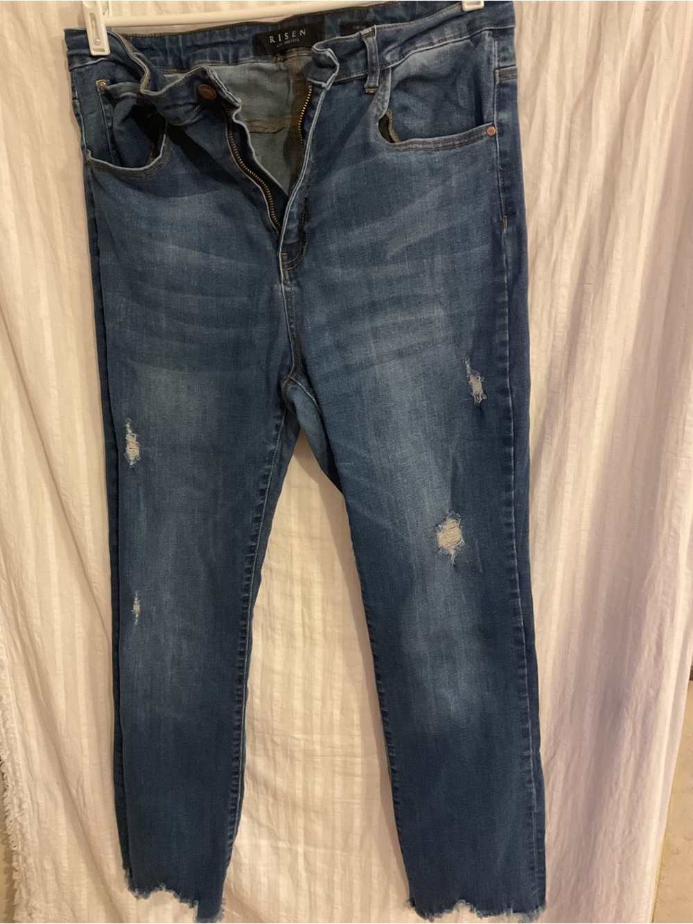 Risen Women's 1XL Distressed Blue Jeans Stretchy